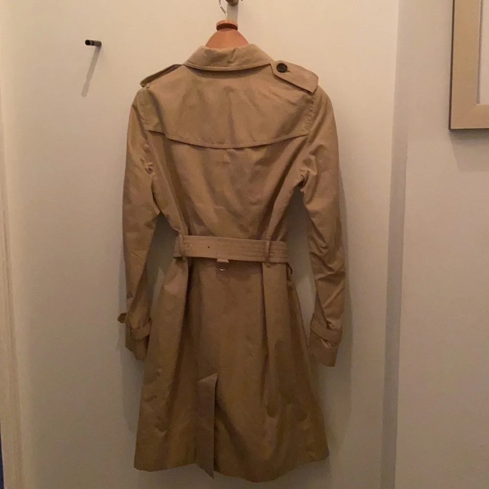 Burberry Sandingham Double-Breasted Trench Coat US 8 - Picture 2 of 16